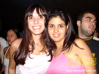 Inimigos da HP aquecem a noite no Santa Aldeia Inimigos da HP aquecem a noite no Santa Aldeia