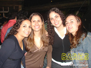 Inimigos da HP aquecem a noite no Santa Aldeia Inimigos da HP aquecem a noite no Santa Aldeia