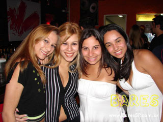 A animação rolou solta no Chilinguito bar A animação rolou solta no Chilinguito bar