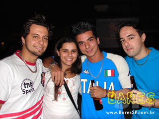 A animação rolou solta no Chilinguito bar A animação rolou solta no Chilinguito bar