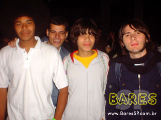 Campari Rock com DKT/MC5 na Fábrica da Lapa Campari Rock com DKT/MC5 na Fábrica da Lapa