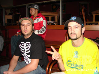 O Surto toca no Blen Blen Brasil O Surto toca no Blen Blen Brasil