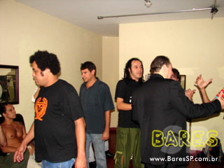 O Surto toca no Blen Blen Brasil O Surto toca no Blen Blen Brasil