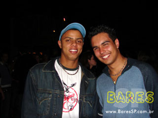 Juliano, Marcinho e Ricardinho comandaram os sons do Porto Alcobaça Juliano, Marcinho e Ricardinho comandaram os sons do Porto Alcobaça