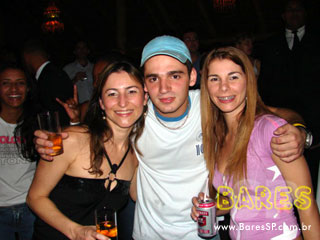 Juliano, Marcinho e Ricardinho comandaram os sons do Porto Alcobaça Juliano, Marcinho e Ricardinho comandaram os sons do Porto Alcobaça