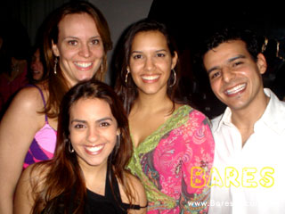 Fernanda Simionato no Bar Vitrine Fernanda Simionato no Bar Vitrine