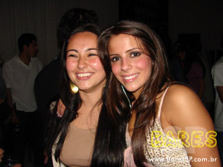 Raíssa Machado no Bar e Restaurante Vitrine Raíssa Machado no Bar e Restaurante Vitrine