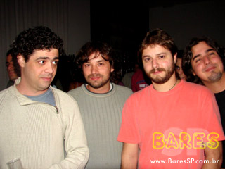 Raíssa Machado no Bar e Restaurante Vitrine Raíssa Machado no Bar e Restaurante Vitrine