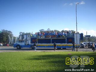 Festa no Trio - Vila Olimpia Festa no Trio - Vila Olimpia