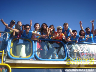 Festa no Trio - Vila Olimpia Festa no Trio - Vila Olimpia