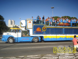 Festa no Trio - Vila Olimpia Festa no Trio - Vila Olimpia