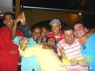 Grupo É D Samba lança cd no Villa Cabral Grupo É D Samba lança cd no Villa Cabral