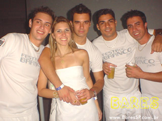 Festa do Branco no Espaço Ferrovia Festa do Branco no Espaço Ferrovia