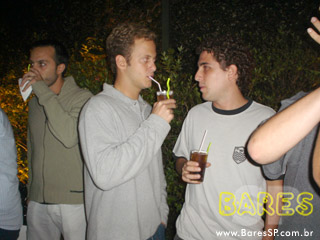 Lançamento da Coleção Santa Violeta – by Bacardi Lançamento da Coleção Santa Violeta – by Bacardi