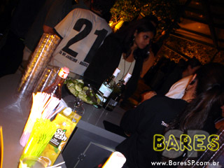 Lançamento da Coleção Santa Violeta – by Bacardi Lançamento da Coleção Santa Violeta – by Bacardi