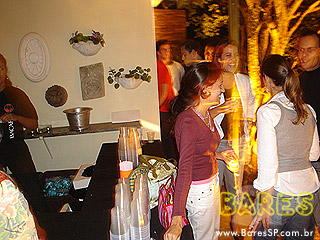 Lançamento da Coleção Santa Violeta – by Bacardi Lançamento da Coleção Santa Violeta – by Bacardi