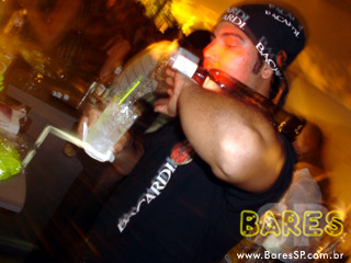 Lançamento da Coleção Santa Violeta – by Bacardi Lançamento da Coleção Santa Violeta – by Bacardi