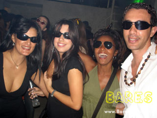 DJ Leandro Teles no Bar Vitrine DJ Leandro Teles no Bar Vitrine