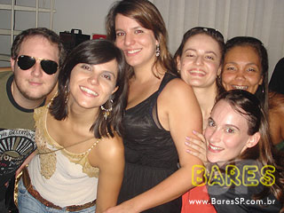 DJ Leandro Teles no Bar Vitrine DJ Leandro Teles no Bar Vitrine