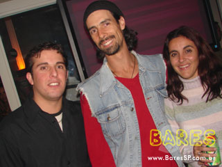 Lançamento da Carteira Jovem da STB na Pizza Hut Lançamento da Carteira Jovem da STB na Pizza Hut