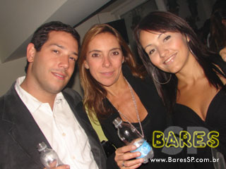 Lançamento da Carteira Jovem da STB na Pizza Hut Lançamento da Carteira Jovem da STB na Pizza Hut