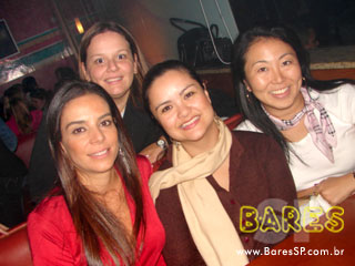 Lançamento da Carteira Jovem da STB na Pizza Hut Lançamento da Carteira Jovem da STB na Pizza Hut