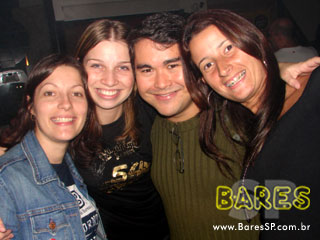 Lançamento da Carteira Jovem da STB na Pizza Hut Lançamento da Carteira Jovem da STB na Pizza Hut