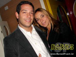 Lançamento da Carteira Jovem da STB na Pizza Hut Lançamento da Carteira Jovem da STB na Pizza Hut