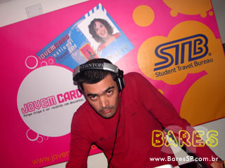 Lançamento da Carteira Jovem da STB na Pizza Hut Lançamento da Carteira Jovem da STB na Pizza Hut