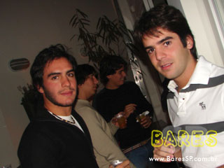 Lançamento da Carteira Jovem da STB na Pizza Hut Lançamento da Carteira Jovem da STB na Pizza Hut