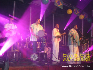 Exaltasamba, Marquinhos e Carica e Grupo Pratisambá no Carioca Club Exaltasamba, Marquinhos e Carica e Grupo Pratisambá no Carioca Club