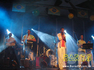 Exaltasamba, Marquinhos e Carica e Grupo Pratisambá no Carioca Club Exaltasamba, Marquinhos e Carica e Grupo Pratisambá no Carioca Club