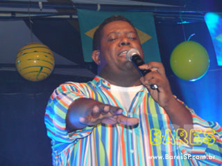 Exaltasamba, Marquinhos e Carica e Grupo Pratisambá no Carioca Club Exaltasamba, Marquinhos e Carica e Grupo Pratisambá no Carioca Club