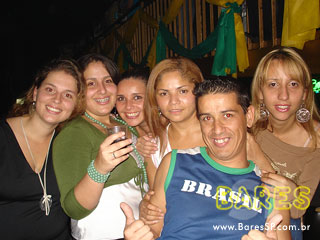 Exaltasamba, Marquinhos e Carica e Grupo Pratisambá no Carioca Club Exaltasamba, Marquinhos e Carica e Grupo Pratisambá no Carioca Club