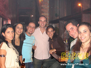 Sábado animado no Santa Faria Lounge Sábado animado no Santa Faria Lounge