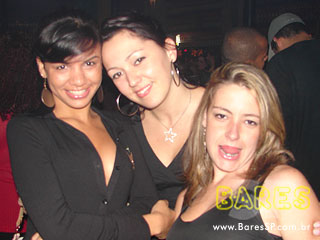 Sábado animado no Santa Faria Lounge Sábado animado no Santa Faria Lounge