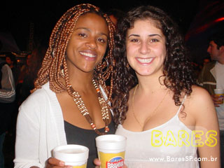 Lançamento da Vila da Copa Phillips com Zeca Pagodinho Lançamento da Vila da Copa Phillips com Zeca Pagodinho