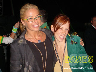 Lançamento da Vila da Copa Phillips com Zeca Pagodinho Lançamento da Vila da Copa Phillips com Zeca Pagodinho