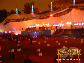 Lançamento da Vila da Copa Phillips com Zeca Pagodinho Lançamento da Vila da Copa Phillips com Zeca Pagodinho