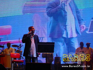 Lançamento da Vila da Copa Phillips com Zeca Pagodinho Lançamento da Vila da Copa Phillips com Zeca Pagodinho