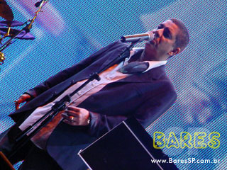 Lançamento da Vila da Copa Phillips com Zeca Pagodinho Lançamento da Vila da Copa Phillips com Zeca Pagodinho