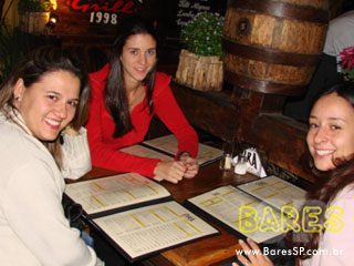 Noite de sábado no PiraGrill Noite de sábado no PiraGrill