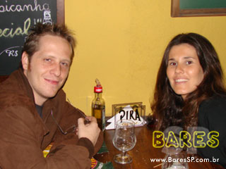 Noite de sábado no PiraGrill Noite de sábado no PiraGrill