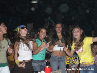 Brasil X Austrália no Bar Canto da Cidade Brasil X Austrália no Bar Canto da Cidade