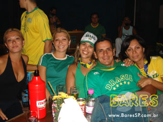 Brasil X Austrália no Bar Canto da Cidade Brasil X Austrália no Bar Canto da Cidade