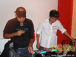 Samba, Tecno e Micareta no Red Bar Samba, Tecno e Micareta no Red Bar