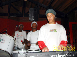 Samba, Tecno e Micareta no Red Bar Samba, Tecno e Micareta no Red Bar