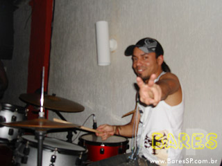 Samba, Tecno e Micareta no Red Bar Samba, Tecno e Micareta no Red Bar