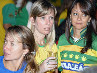 Torcida Amarula - Jogo Brasil x França no Chácara Santa Cecília Torcida Amarula - Jogo Brasil x França no Chácara Santa Cecília