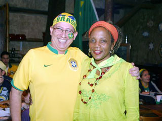 Torcida Amarula - Jogo Brasil x França no Chácara Santa Cecília Torcida Amarula - Jogo Brasil x França no Chácara Santa Cecília